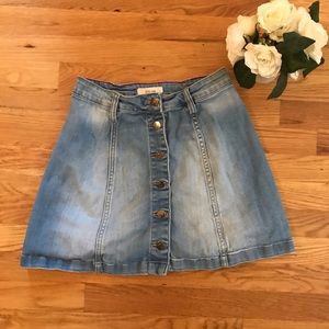🌵Basic adorable high waisted denim skirt